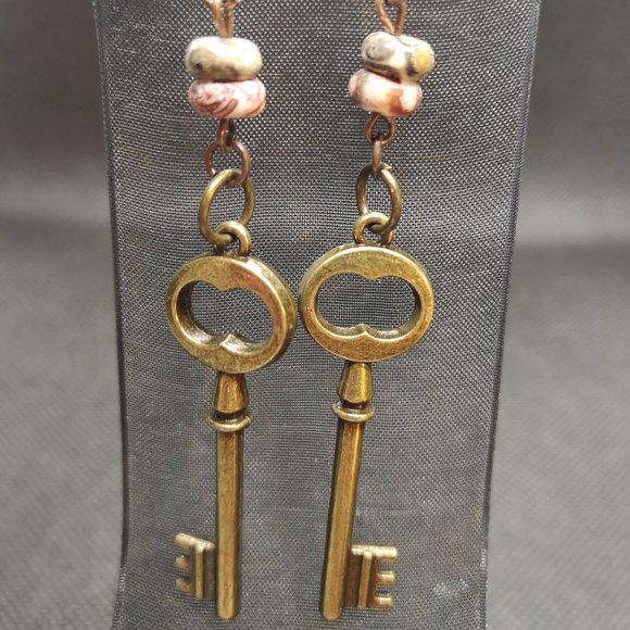 NEW - STEAMPUNK Handmade One-of-a-Kind Key Earrings Authentic Leopard Jasper - Picture 1 of 3